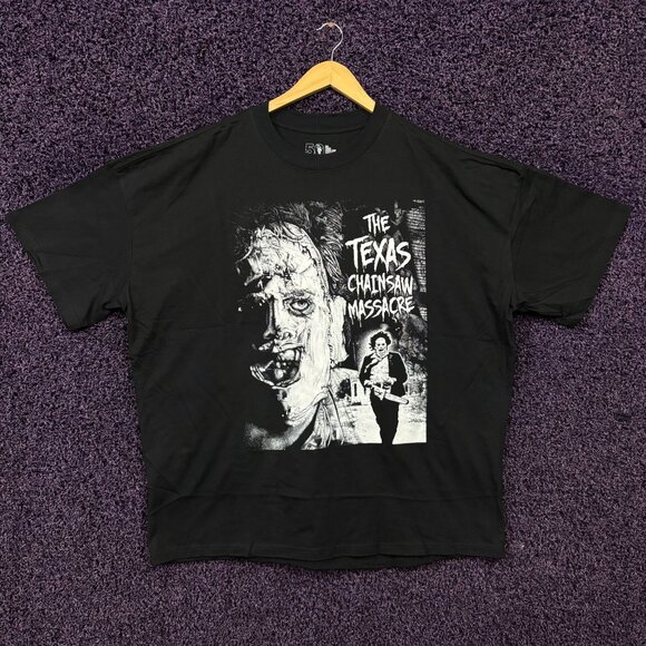 The Texas Chainsaw Massacre Oversized T-Shirt Size Extra Large - Picture 1 of 4